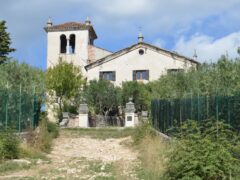 BANDI MANCANTI E NUOVE RICHIESTE: UN PROGETTO DI RIPRISTINO DELL’ANTICA STRADA DI COLLEGAMENTO CHIESA DI SAN ROCCO CON EREMO SAN ROCCHETTO.